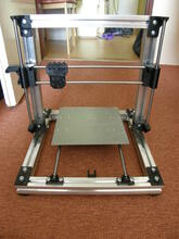 Poslední fotka tiskárny, než se na ní začnou objevovat divné věci s dráty